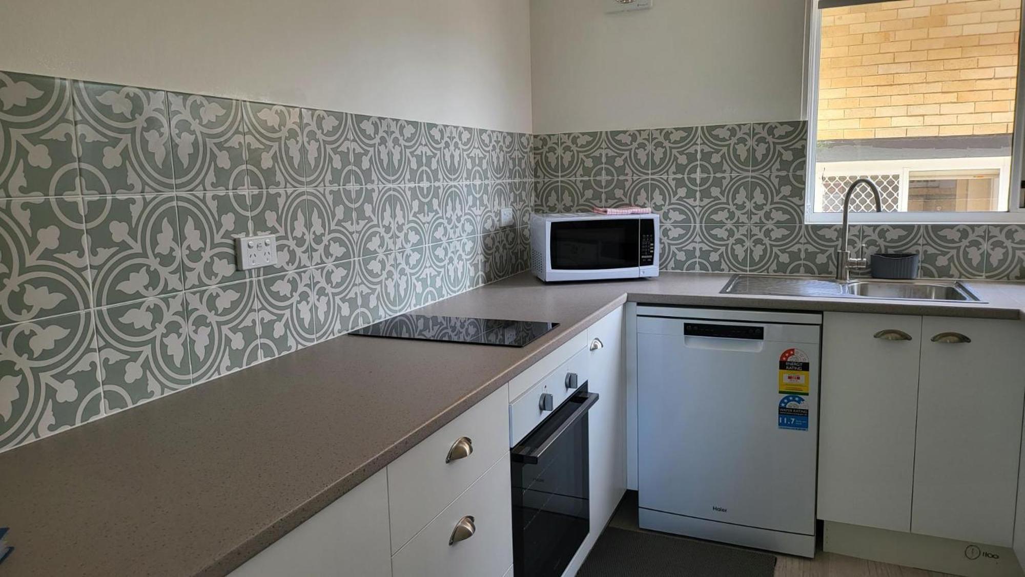 Husky 19 Beautifully Appointed Apartments - Great Location - In The Heart Of Husky Huskisson Exterior foto