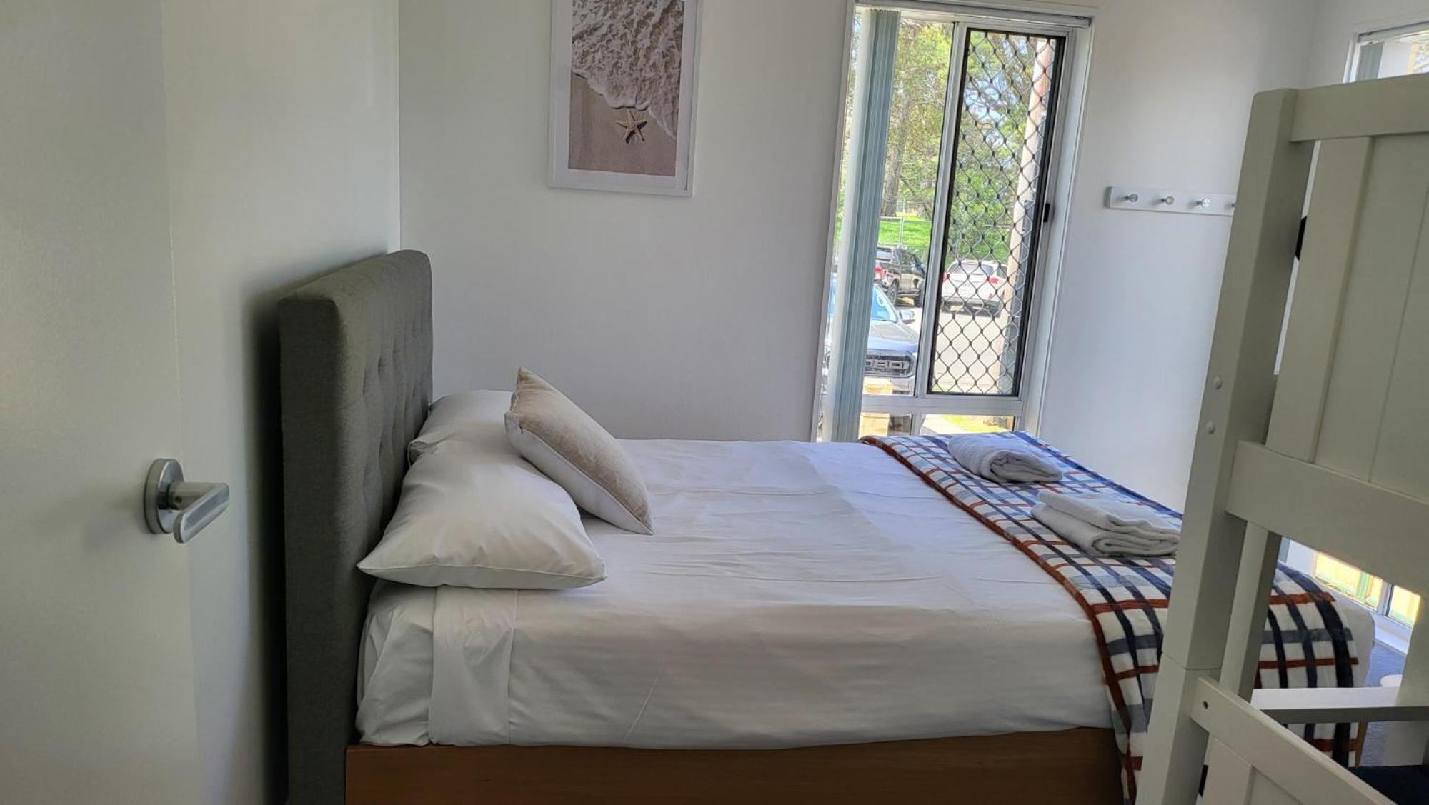 Husky 19 Beautifully Appointed Apartments - Great Location - In The Heart Of Husky Huskisson Exterior foto