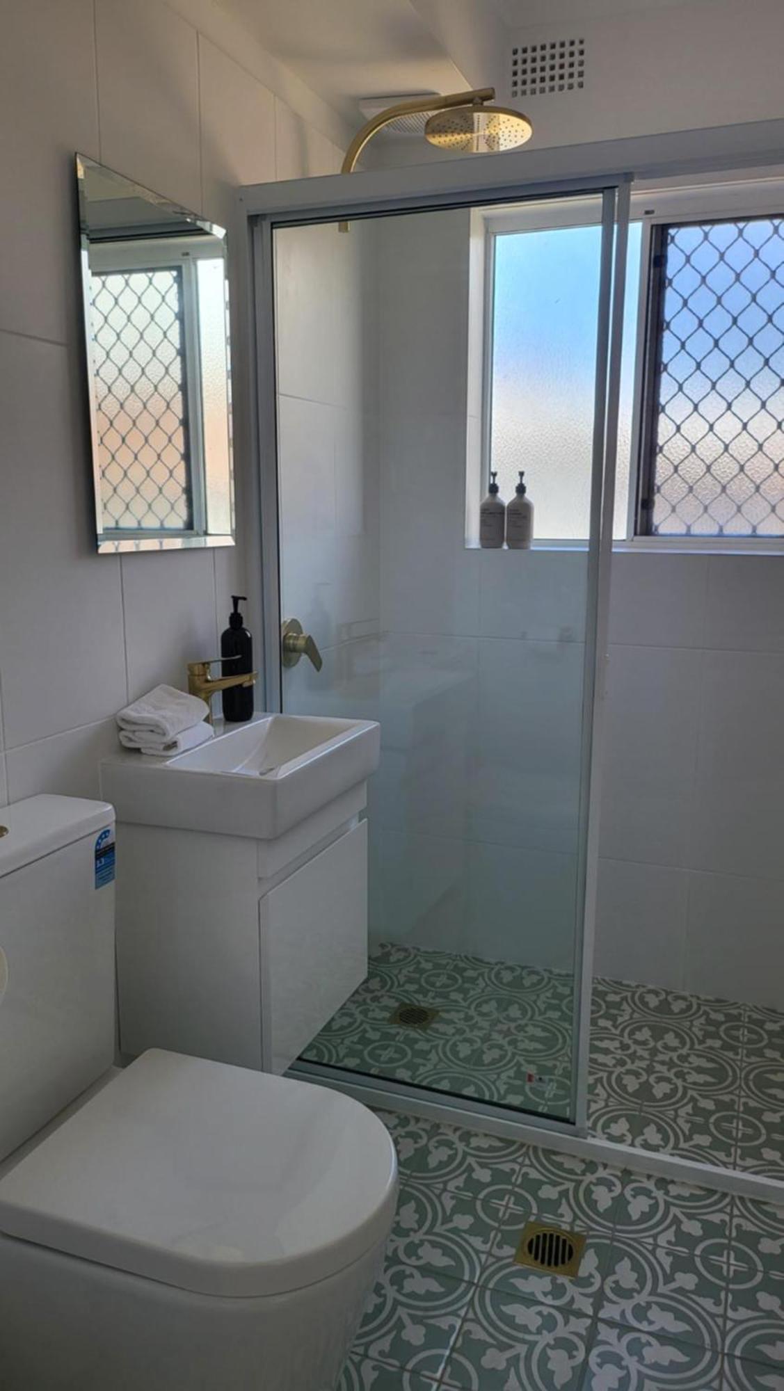 Husky 19 Beautifully Appointed Apartments - Great Location - In The Heart Of Husky Huskisson Exterior foto