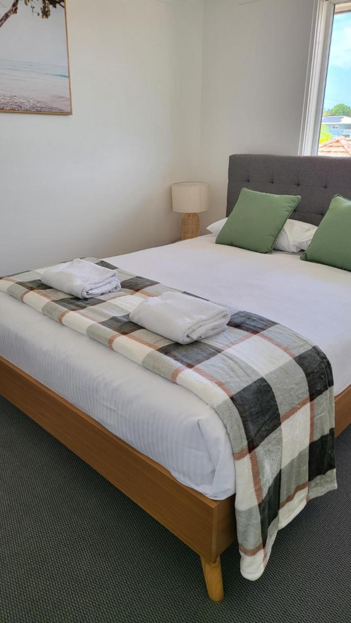 Husky 19 Beautifully Appointed Apartments - Great Location - In The Heart Of Husky Huskisson Exterior foto